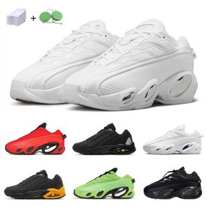 Glide Hommes Femmes Chaussures de course Hot Step Terra Sneaker Triple Noir Blanc Bright Crimson Green Strike University Gold Baskets de sport Taille 36-45