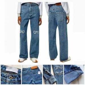 Ontwerpers Damesjeans Aankomst Hoge taille Straat Uitgeholde patch Geborduurde decoratie Casual blauwe rechte denim broek Merk Warme paarse jeans