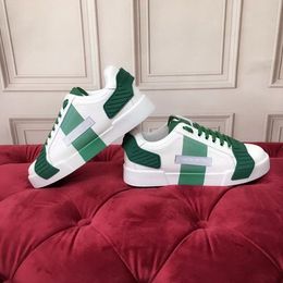 2022 Heren reflecterende hoogtere reactie Sneakers Casual schoenen Triple Zwart Gesplitste pijlen Plaid Dames Trainers Chian Reactie 34-45 MKJKKK000002