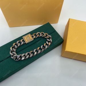 2022 Heren Zilveren Armband Designer Sieraden Luxe Letters Armbanden Voor Vrouwen Merk Ketting Stalen Hanger Liefde Armband Hoge Kwaliteit 22012306R