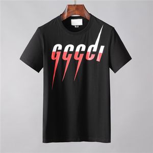 2022 Hommes T-shirt Designer Casual pour hommes Femmes T-shirt Lettres Imprimer Femme Manches courtes Chemises d'été Homme Loose Tees Taille asiatique QAQ