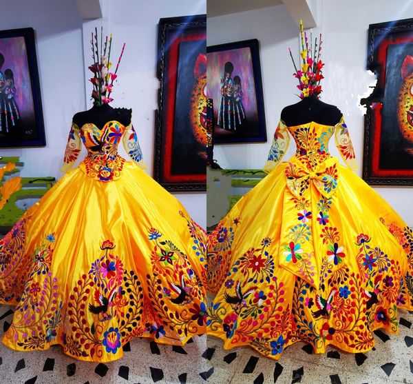 2022 Modeste Jaune Quinceanera Robes Charro Style Mexicain Brodé Manches Trois Quarts Corsert Dos Doux 15 Robe 16 Filles Robe De Bal Puffy