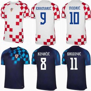 2022 Modric Croatie Soccer Jerseys Perisic Lovren Majer Kovacic Kramaric Chemises de football Hommes Brozovic Vlasic Pasalic Budimir Uniforme Équipe nationale Kit enfants