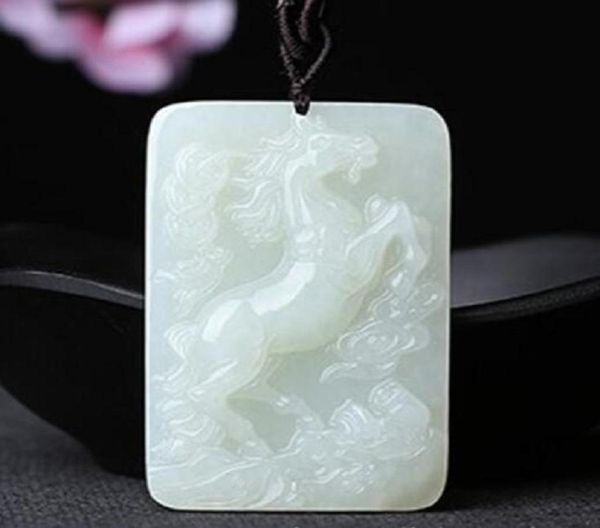 2022 NATUREL JADE JADE JADE PENDANT STATE BIELLIR AMULET HORSE TO SUCCÈS1109313