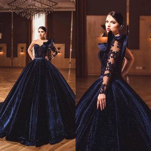 2022 Navy Velvet Ball Robe Quinceanera Robes Long Caftan Party Crystals Percons de soirée Vestidos Formals Dubai Robe C0620222M