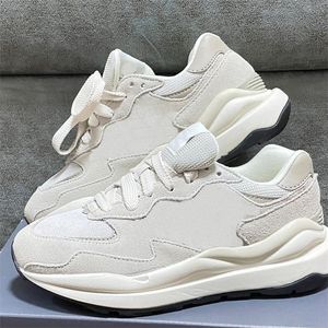 2022 NB574 schoenen Men Women Casual hardloopschoen NB574 Designer Sneakers Varsity Gold Shady White Green Outdoor Sports Mens Trainers 36-44 TK08