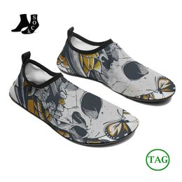 2022 nouvelles chaussures de skate en toile personnalisées peintes à la main tendance de la mode avant-garde hommes et femmes chaussures de planche basses JY10