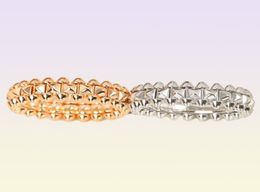 2022 Nuevo clásico Ring Ring Men Women Love Ring Jewelry Diseñador de lujo Riverios de moda Anillos de la marca Jewellry Pareja Boda Engag9508038