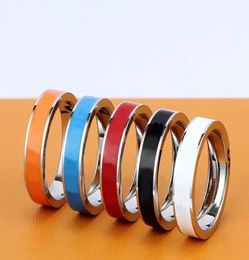 2022 nuevo anillo de banda de diseñador anillos de acero de titanio de lujo joyería de moda hombres anillos modernos simples mujeres regalos 6069370