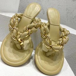 2022 NIEUW NIEUWE EUROPE Europese stijl Women's Gladiator Sandals Fashion Slippers Romeinse geweven transparante kleur Lrather Weaving Chain Style Slipper