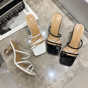 2022 nouvelle mode qualité Amina chaussures clair Pvc femme mode Rare édition Muaddi Lupita Mule sandales à talons hauts pantoufles