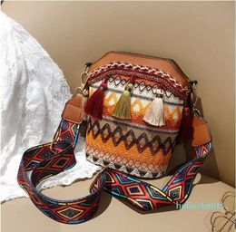 2022 nueva moda Retro Vintage bordado Boho Tote Messenger Bag estilo nacional étnico bandoleras Hippie Crossbody de alta calidad