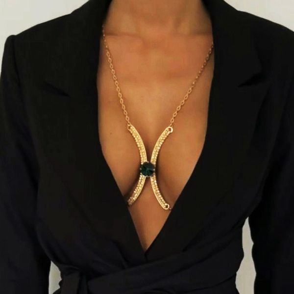 2022 nouvelle mode Sexy poitrine chaîne croix corps chaînes collier pour femmes vert strass cristal gemmes argent plage soutien-gorge Bikini bijoux harnais accessoires