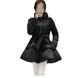 2022 Nieuwe mode Winter Parkas Women Warm Outwear Gedekte katoenen jas jas dames kleding hoogwaardige parka's manteau femme