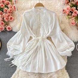 Nueva moda mujer estilo real lazo con cordones linterna suelta manga larga color blanco blusa corta camisa vestido vestidos