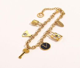2022 Новые модные классические браслеты женские браслет из 18-каратного золота с покрытием из нержавеющей стали с кристаллами Love Gift браслет-манжета-цепочка Designe7883974
