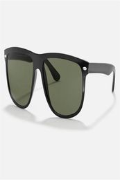 2022 Nouvelles lunettes de soleil de la mode jusque de haute qualité avec boîte à livraison rapide Classic Retro Designer 41471909800