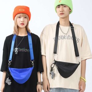 2022 Nouvelle édition coréenne Instagram Cool Triangle pour hommes à la mode et élégant personnalisé simple femmes 2024 nouveau design mode 78% de réduction sur le magasin de gros