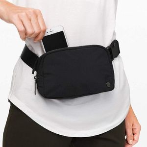 2022 Nieuwe Lu Yoga Belt Bag Fanny Pack Dames Sports Outdoor Messenger Taille Bag 1L Capaciteitsontwerper Fitness Supplies met merk L 299q