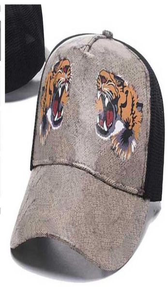 2022 Nouveaux chapeaux de créateurs de luxe Men039s Tiger Snake Caps Women039s Four Seasons Allmatch Baseball Cap Sun Hat Youth Fashion C6118328
