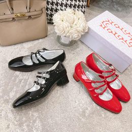 Chaussures Mary Jane rétro françaises pour femmes, chaussures de mariage à talons épais, talons hauts peu profonds, en cuir verni moyen, nouvelle collection 2022