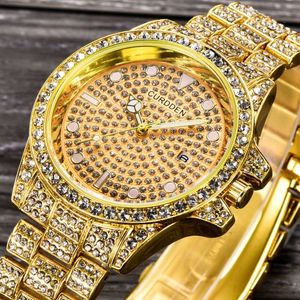 2022 Nieuw heren Full Sky Star Set Hip Hop stalen band sprankelende diamant gepersonaliseerde kalender trend quartz horloge