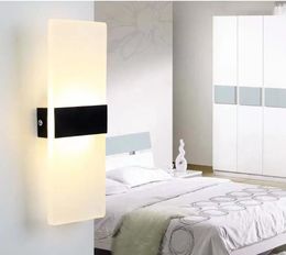 2022 Nieuwe Moderne Indoor Acryl Wandlamp 85-265 V LED Wandmontage Blaker Licht 3W / 6W Warm Wit Koud wit voor Slaapkamer Corridor Trap