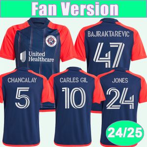 2024 25 Nouvelles maillots de football pour hommes Carles Gil Borrero Kessler Buck Chancalay Home Dark Blue Football Shirt Shirt Short Manneve