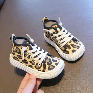 2022 Nuevo Primavera Otoño Bebé Zapatos de lona Niñas Moda Zapatillas de deporte con estampado de leopardo Niños Soft High-Top Canvas G220527