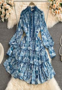 2022 Nouvelle robes décontractées de printemps Summer Collier de support vintage Robe à manches à manches creux à crochet Patchwork High Waist plissée 5567648