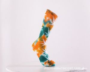 2022 nouveau Tie Dye hommes chaussettes de sport mode haut femmes coton chaussettes rue mode couleur chaussette 3b