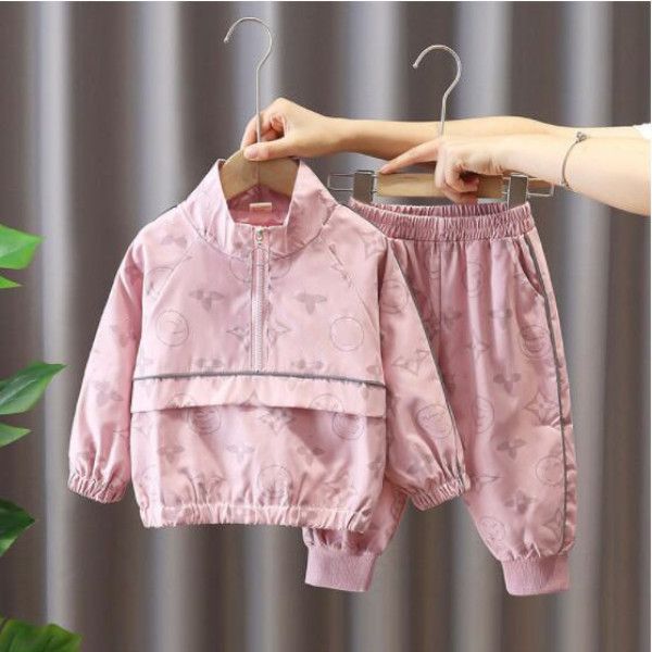 2022 Nouveau enfant en bas âge bébé garçons ensembles filles vêtements mode impression veste pantalon enfants vêtement de sport vêtements pour enfants automne fille ensembles de créateurs 1-6 ans 30