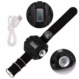 2022 nouvelle montre flash lumière led montre lampe de poche LED bracelet lampes rechargeables lanterne étanche poignet éclairage torche lampe extérieure