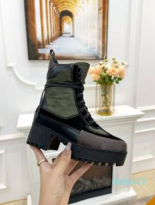 2022 Nuevas mujeres Plataforma de laureado Boot Desert Suede Monogramas de cuero Monogramas Canvas Beige Dark Grey Winter Casual Shoes Designer Luxury Fashion Snow Martin Boots 5 cm