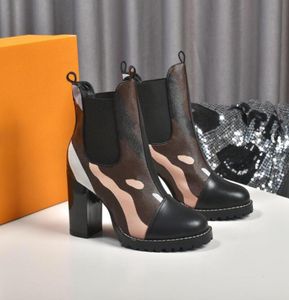 2022 Nieuwe damesontwerper Leer vrouwenlaarzen Desert Boot Real Leathers Coarse Winter Designers Shoes Designer Heels with Box3049785