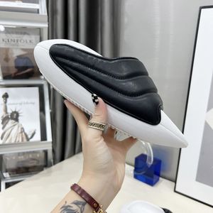 2024 Newst Slippers Fashion Fashion Fashion Sandale décontractée pour hommes Chaussures sportives sportives Light Beach For Couples Large taille 35-45