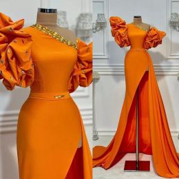 2022 Robes de bal orange manches courtes une épaule perlée soirée côté fente cristaux robes de soirée grande taille sur mesure formelle Ocn Wear Vestidos 401 401