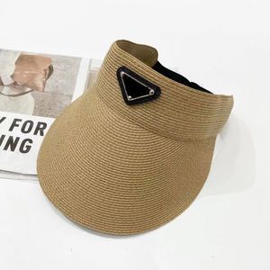 2022 P Designer vide visière Straw Hat luxe gentleman Cap top qualité hommes femmes soleil Chapeaux 3 couleurs