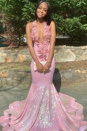 2022 Roze glanzende sexy backless prom dresses diep v nek zeemeermin lovertjes 3D kant applique avondjurken BES121