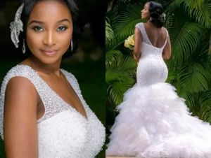 2022 Grande taille arabe Aso Ebi luxueux sirène robe de mariée scintillante col en v profond niveaux Tulle robes de mariée robes CG001