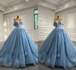 2022 Prinses Ivory Lace Light Blue Trouwjurk Lange Trein Handgemaakte Bloemen Parels Beaded Off The Shoulder Bridal Jurken Tule