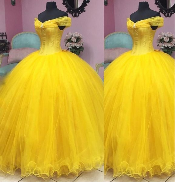 2022 Princess Yellow Tutu Ball Gowns Vestidos de quinceañera para Pretty Lady To Party Vintage Ruffles Prom Dresses Off Shoulder Prom Gowns Lace Up With Bow