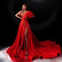 2022 robes de soirée rouges mode longue sans manches femmes robes de bal haute fente élégante pli piste balayage train robe de novia