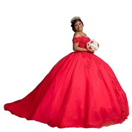 2022 robes de Quinceanera en dentelle rouge sur l'épaule robes de bal Tulle Applique perlée douce 16 robe Corset Back206o