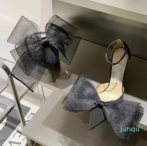2022-romantische veter sandalen schoenen voor bruids trouwjurk boog vrouwen elegante pompen luxe merken dame high hakken zwart