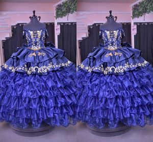 2023 Royal Blue Horse geborduurd Quinceanera -jurk plus size baljurken van de Shouer Organza Ruffle Party Sweet 16 jurk 15 meisjes