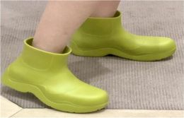 2022 Bottes en caoutchouc pour femmes Ruage étanche à talon bas à la cheville PVC Fashion Girls Lady Rain Shoes4822420
