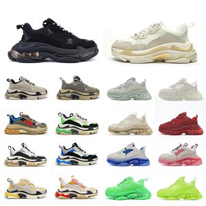 2022 Chaussures de course Plate-forme Baskets Noir Blanc Beige Gris foncé Orange Kaki Rouille Rose Race Light Tan Jogging Marche Triple S Designer Hommes Femmes