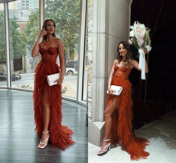 2022 Rouille Rouge Sexy Robes De Soirée Formelles Femmes Élégantes Dentelle Top Tulle À Volants Jupe Chérie Avant Fente Dos Ouvert Cocktail Robe Occasion Spéciale