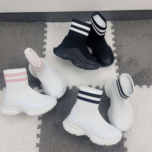 2022 Vente Designer Enfants Casual Chaussures White Dream Single Sneaker Sole Soft Lace Up Baskets Chaussures de sport Taille 26-35 Sport Enfants